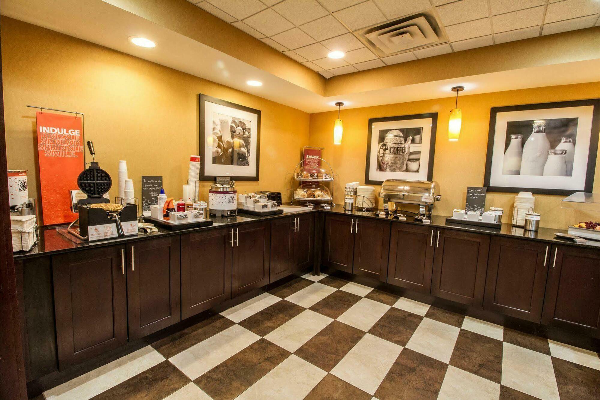 Hampton By Hilton Oklahoma City I-40 East- Tinker Afb Midwest City Eksteriør billede
