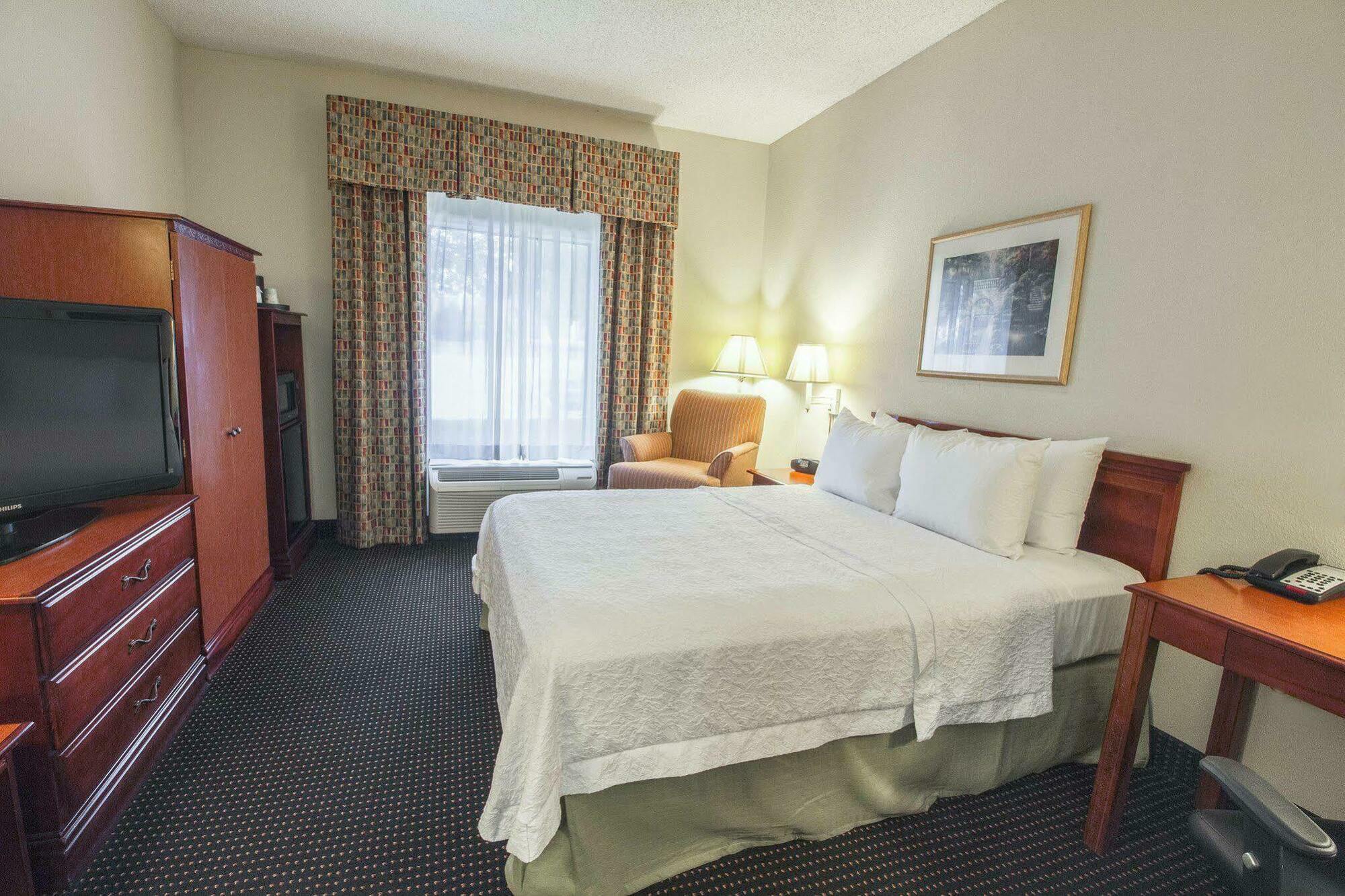 Hampton By Hilton Oklahoma City I-40 East- Tinker Afb Midwest City Eksteriør billede