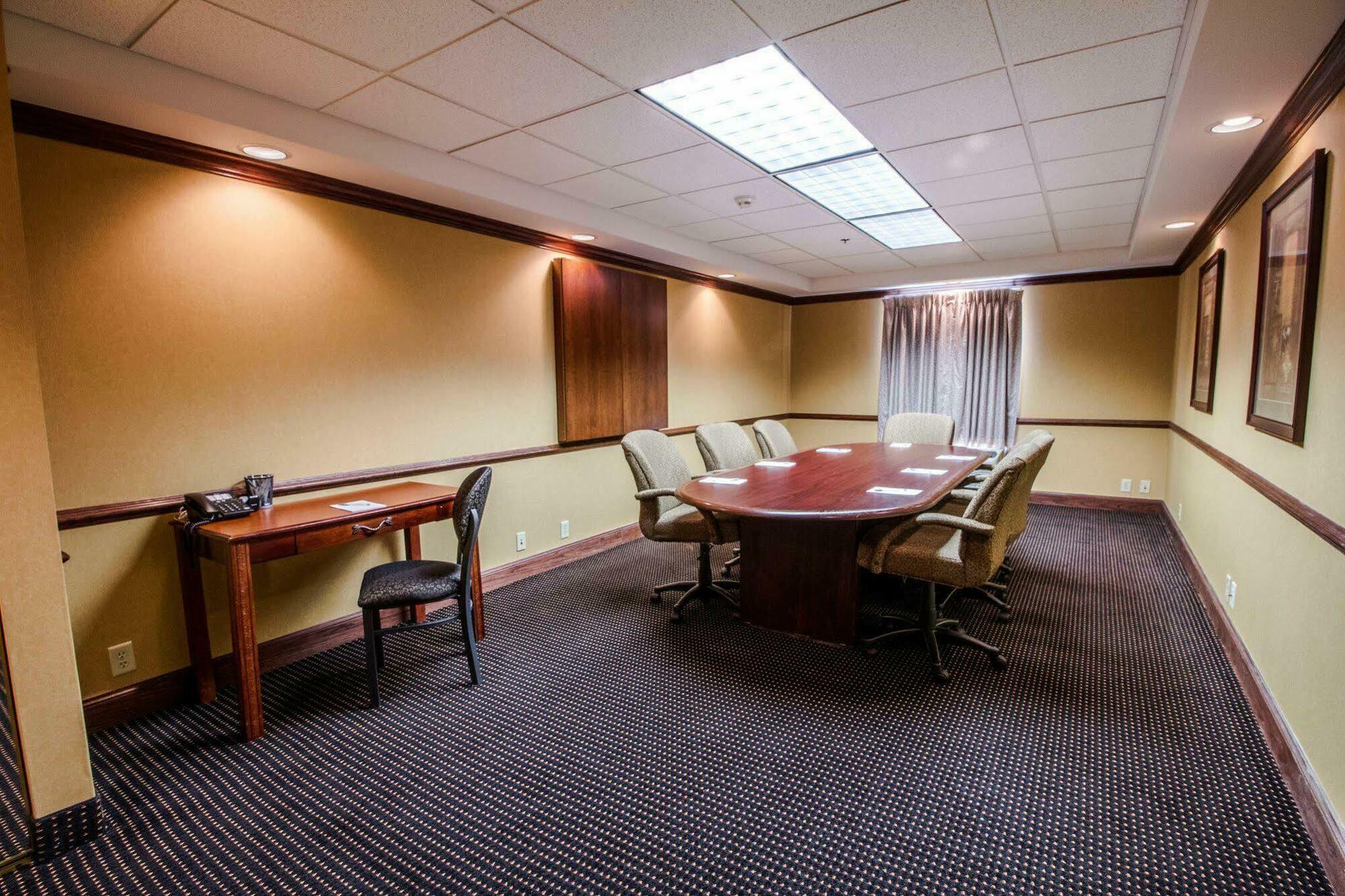 Hampton By Hilton Oklahoma City I-40 East- Tinker Afb Midwest City Eksteriør billede